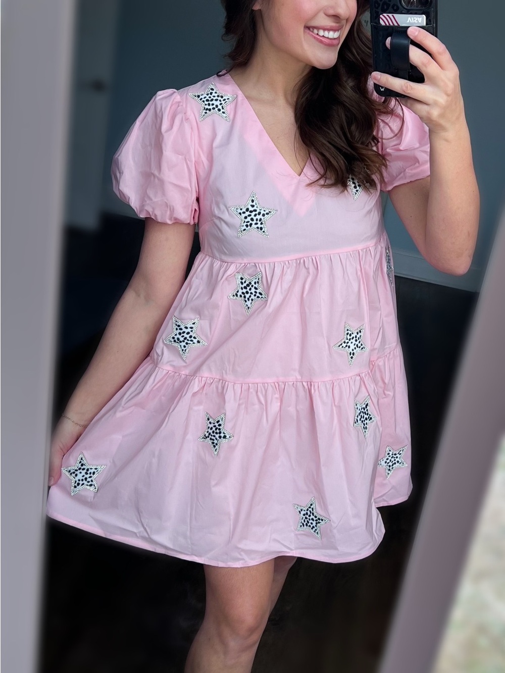 Main Strip Pink Star Appliqué Puff-Sleeve Tiered Dress